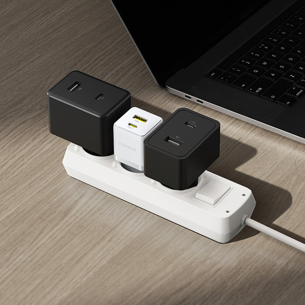 Baseus Palm 30W síťová nabíječka USB-C + USB-A bílá
