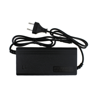 Nabíječka / napájecí zdroj 54,6V 2A DC 5,5 × 2,5 mm pro